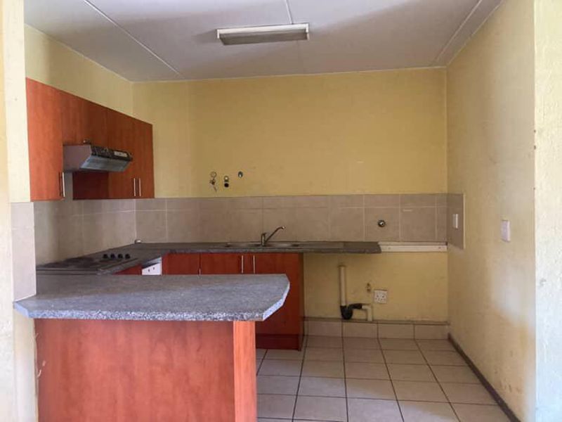 Apartment For Sale In Boksburg - Photo 10