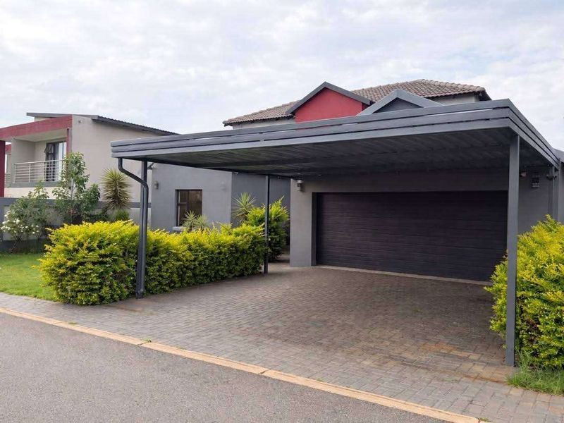 House For Sale In Pretoria - Photo 3