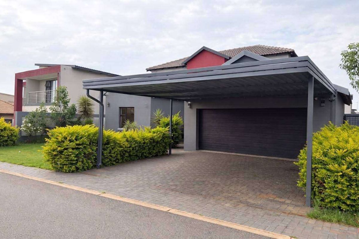 House For Sale In Pretoria - Photo 3