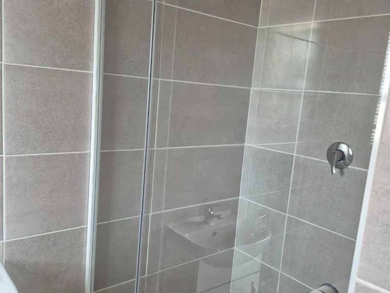 Apartment Rental Monthly In Soweto - Photo 9