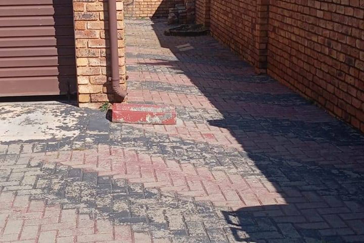 House For Sale In Pretoria - Photo 3