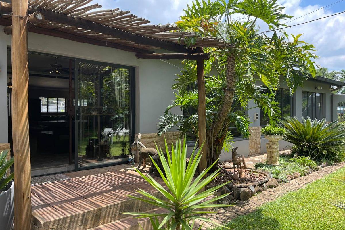 House For Sale In Pretoria - Photo 3