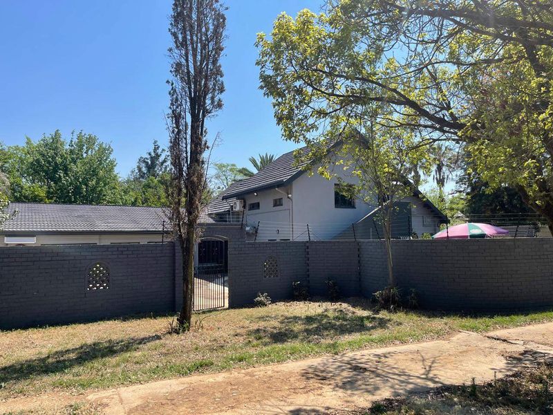 House For Sale In Pretoria - Photo 4