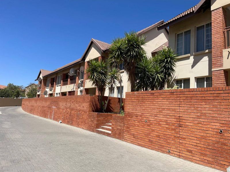 Apartment For Sale In Centurion - Photo 3