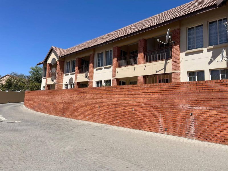 Apartment For Sale In Centurion - Photo 2