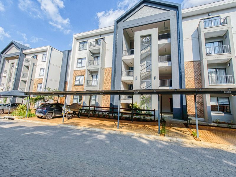 Townhouse For Sale In Johannesburg - Photo 1