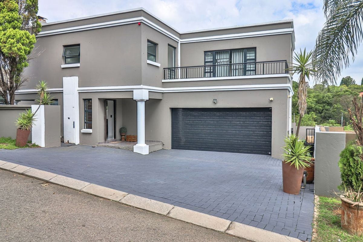 House For Sale In Midrand - Photo 2