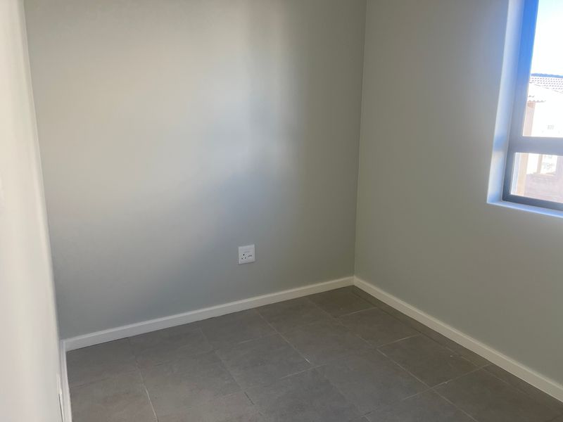 House For Sale In Blouberg - Photo 3