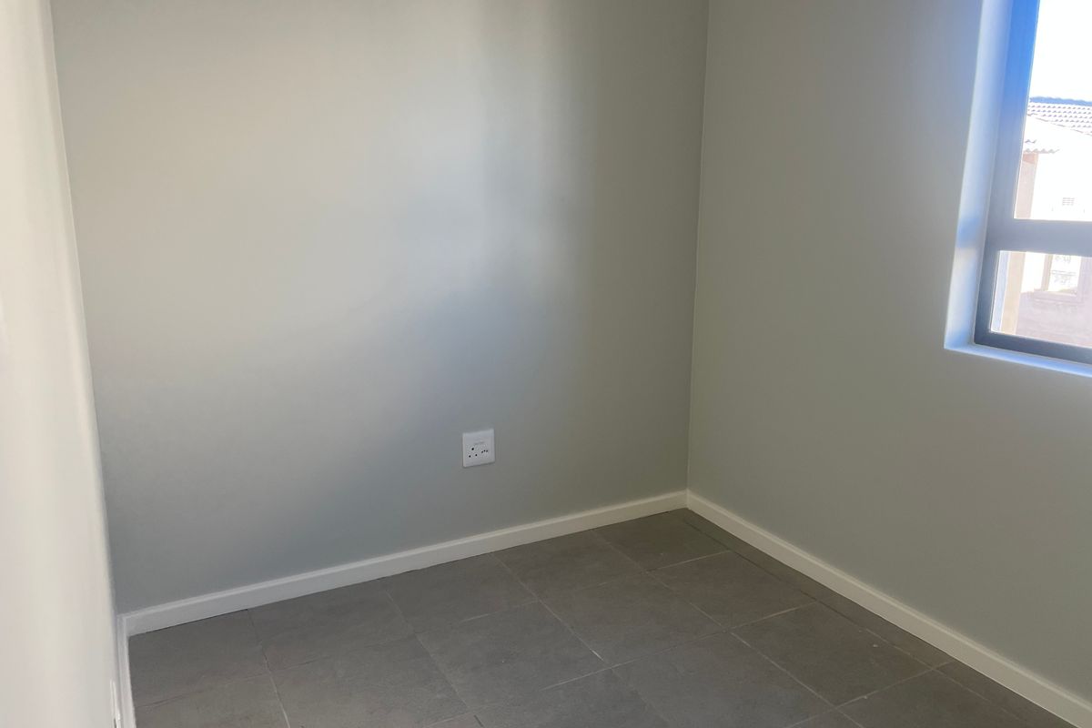 House For Sale In Blouberg - Photo 3