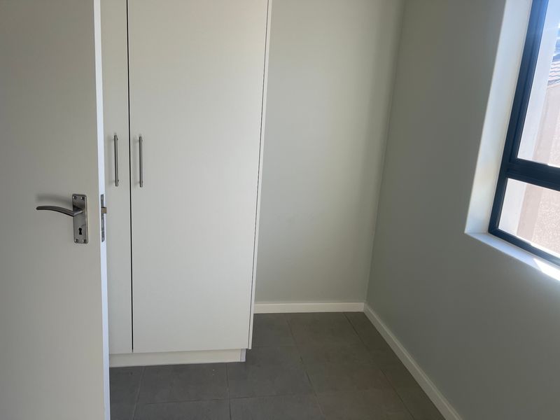 House For Sale In Blouberg - Photo 2