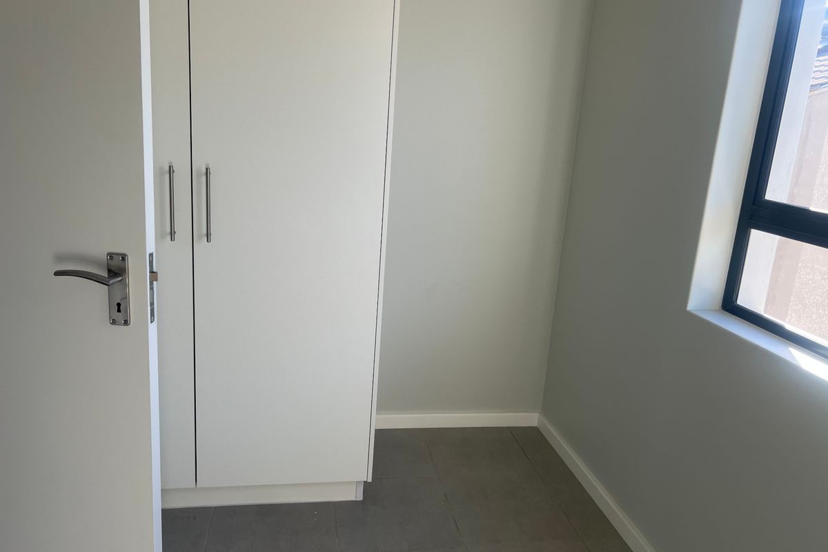 House For Sale In Blouberg - Photo 2