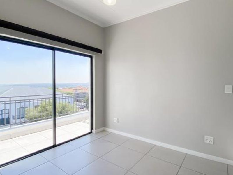 Apartment Rental Monthly In Edenvale - Photo 9