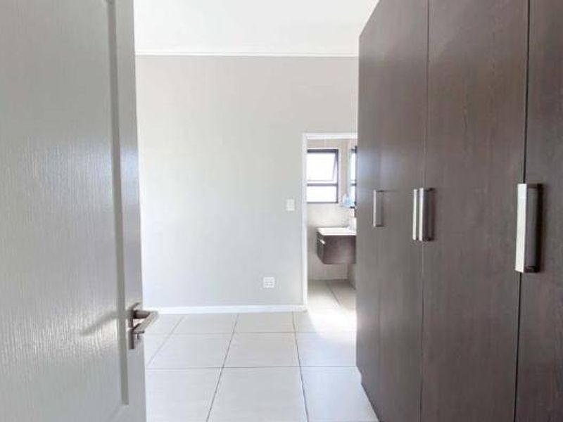 Apartment Rental Monthly In Edenvale - Photo 7