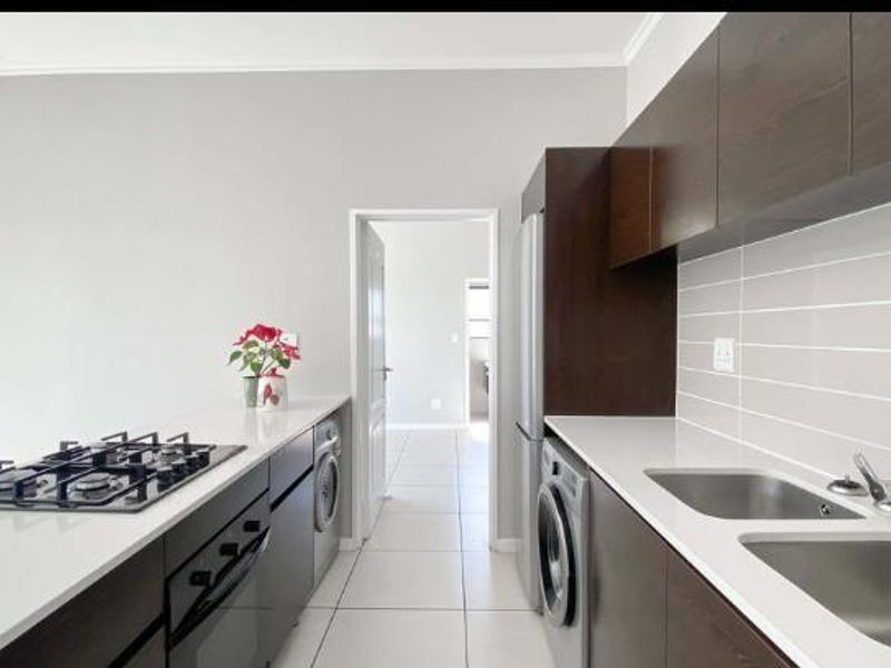 Apartment Rental Monthly In Edenvale - Photo 6