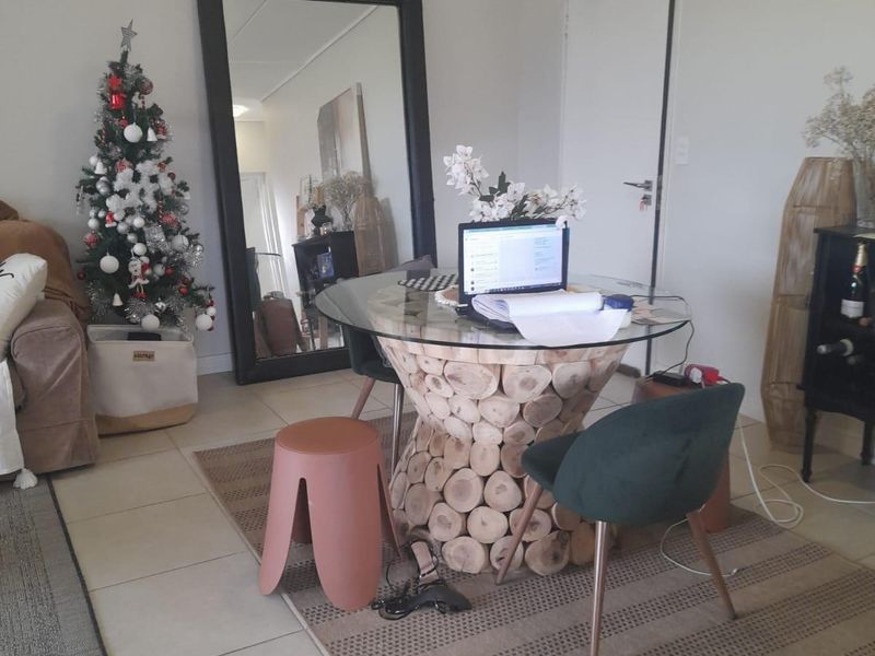 Apartment Rental Monthly In Sandton - Photo 5