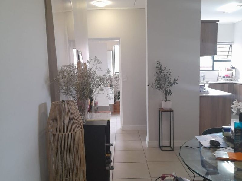 Apartment Rental Monthly In Sandton - Photo 10