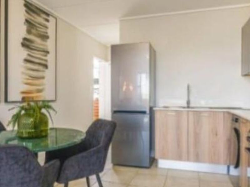 Apartment Rental Monthly In Sandton - Photo 3