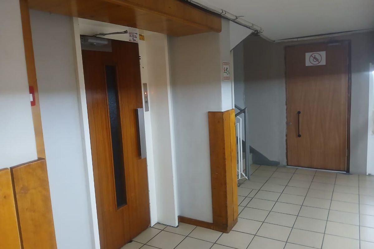 Apartment For Sale In Pretoria - Photo 2