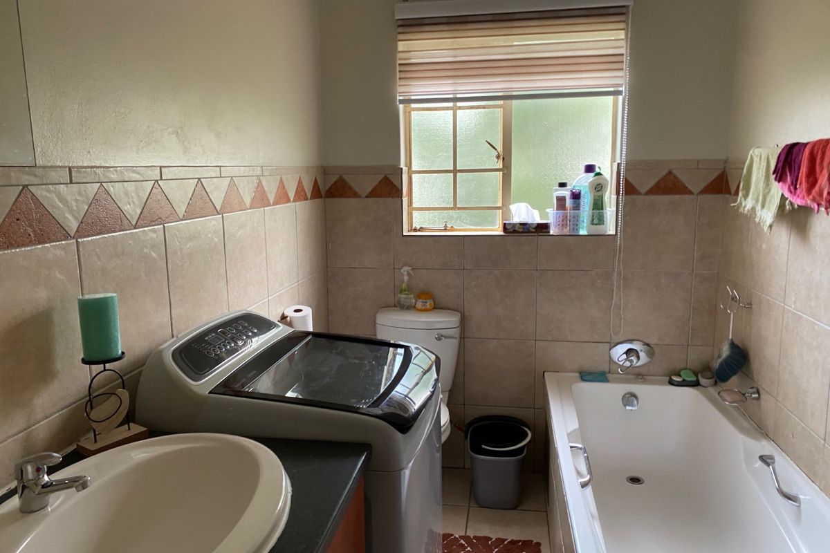 Apartment For Sale In Centurion - Photo 3