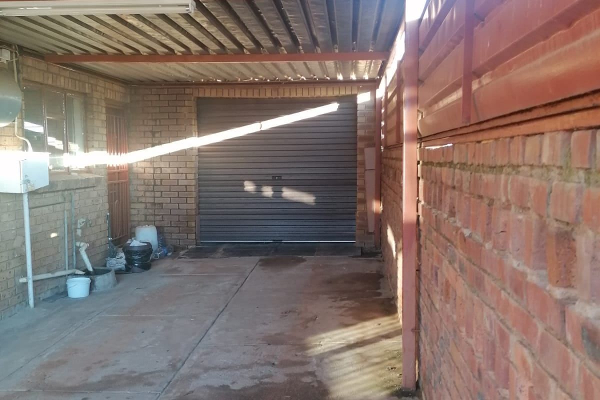 House For Sale In Soshanguve - Photo 5