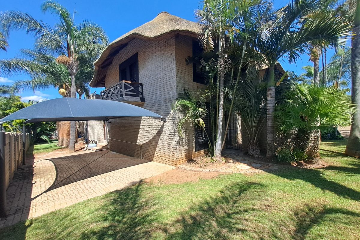 House For Sale In Polokwane - Photo 3