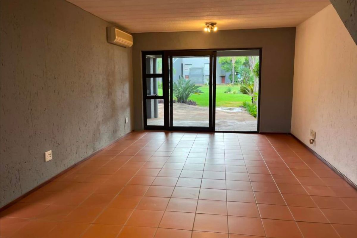 Townhouse For Sale In Hartbeespoort - Photo 5