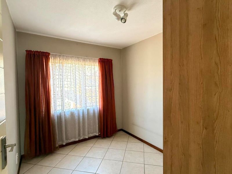 Apartment For Sale In Centurion - Photo 6