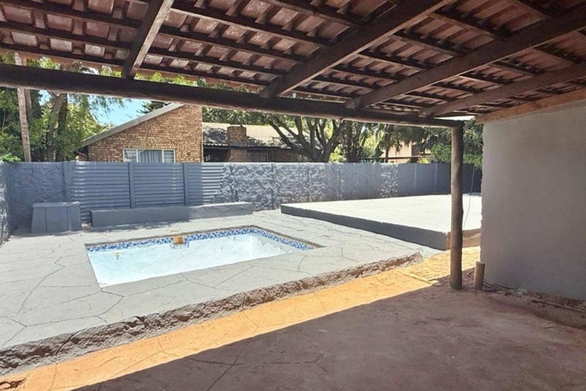 House For Sale In Pretoria - Photo 4