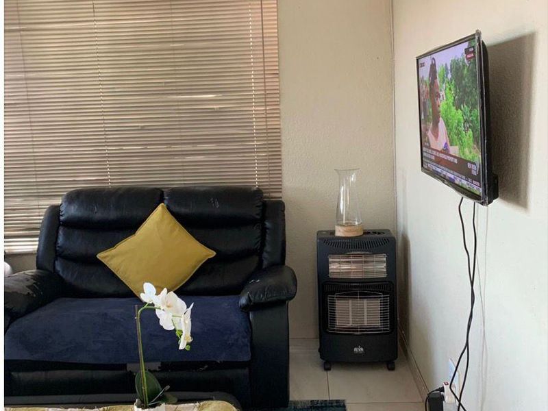 House For Sale In Soshanguve - Photo 7