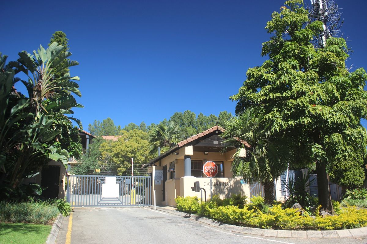 Apartment For Sale In Sandton - Photo 2