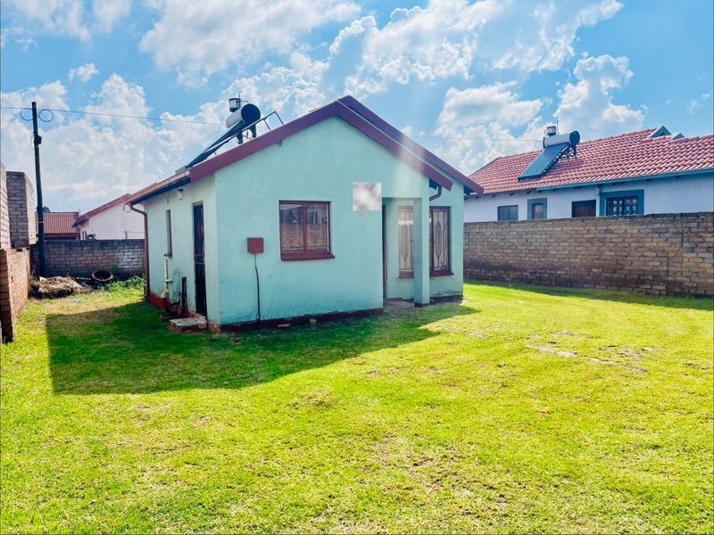 House For Sale In Boksburg - Photo 2
