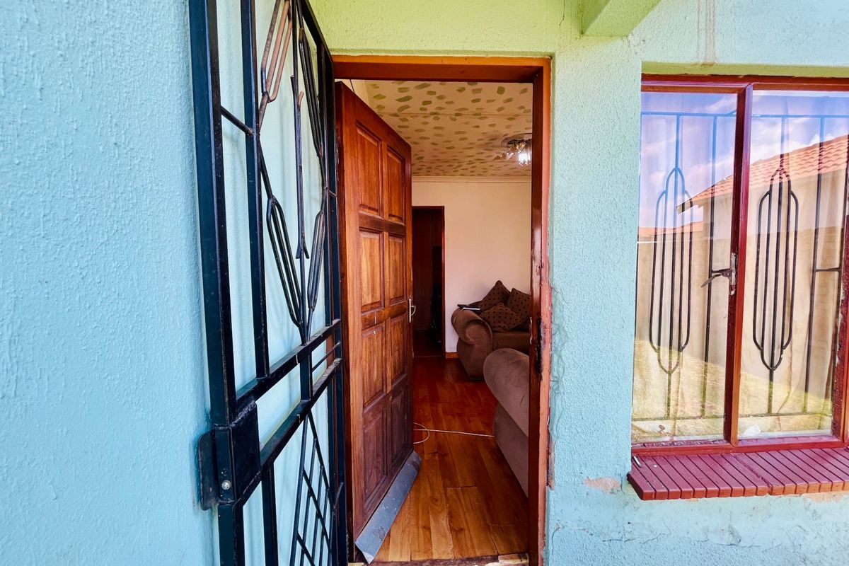 House For Sale In Boksburg - Photo 3