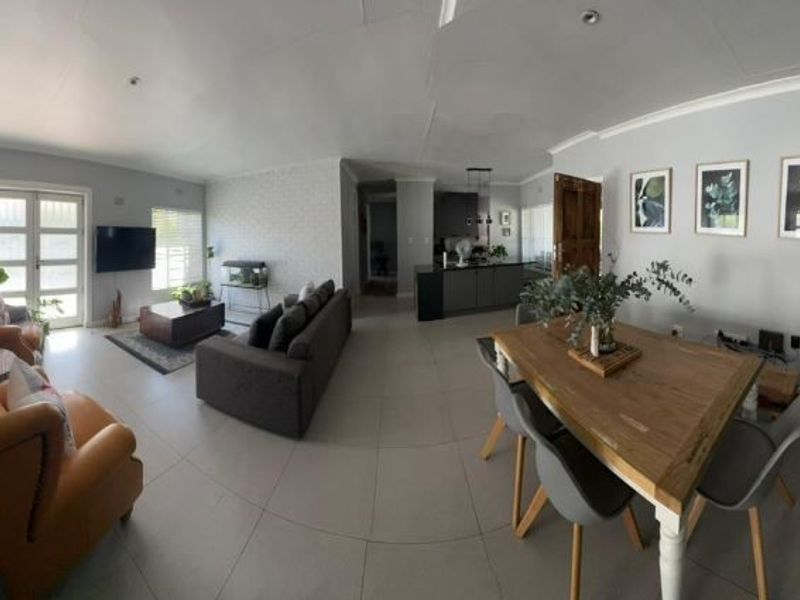 House For Sale In Midrand - Photo 7