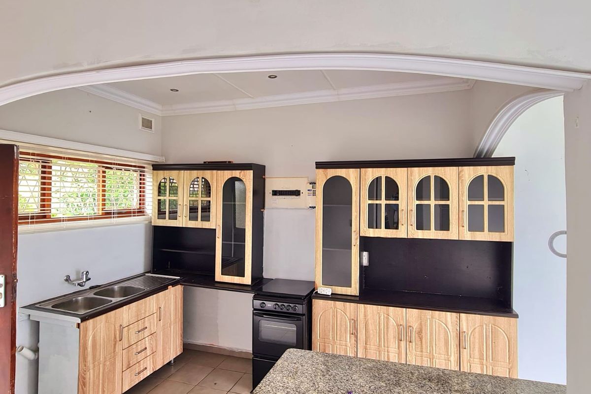 Apartment For Sale In Port Shepstone - Photo 4