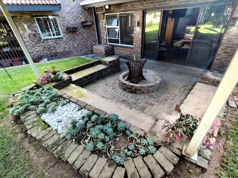 House For Sale In Centurion - Photo 4