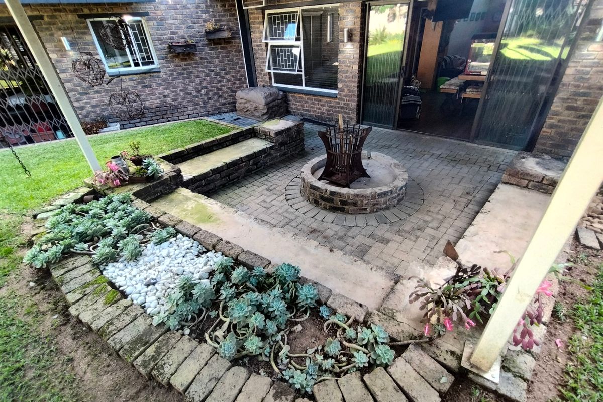 House For Sale In Centurion - Photo 4
