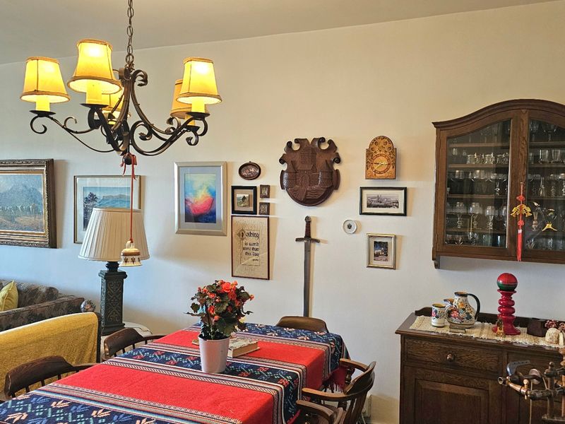 Apartment For Sale In Johannesburg - Photo 8