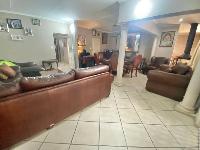 House For Sale In Midrand - Photo 8