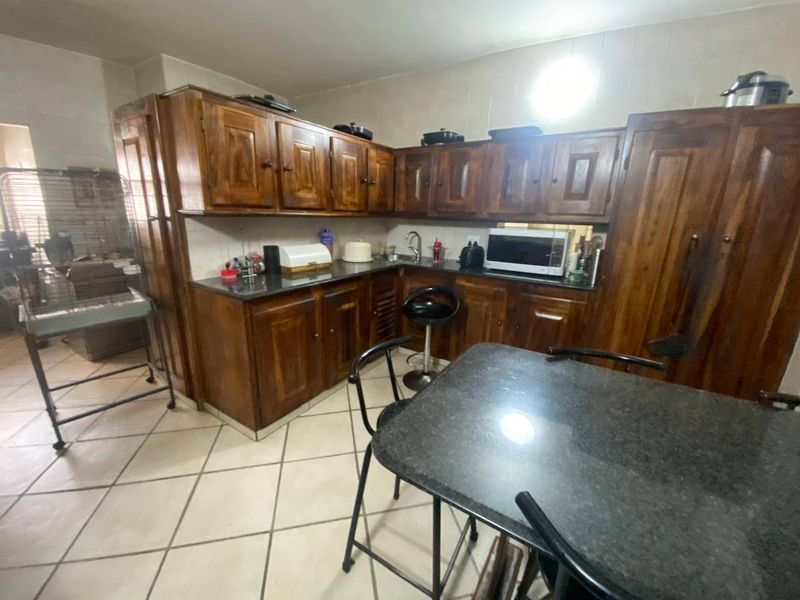 House For Sale In Midrand - Photo 5
