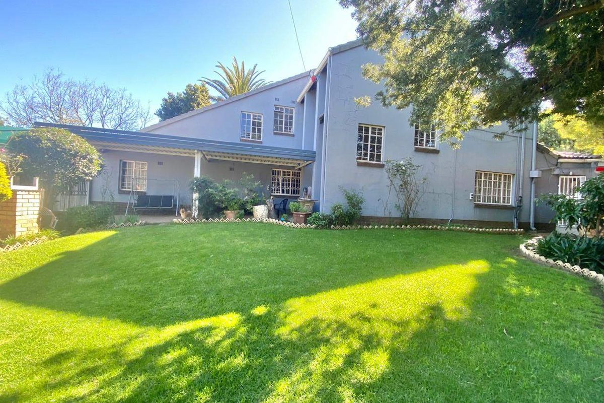 House For Sale In Midrand - Photo 2