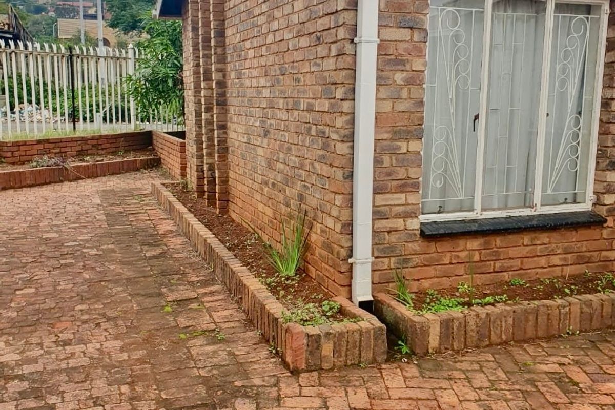 House For Sale In Centurion - Photo 2