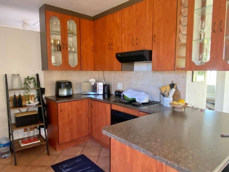 Cluster For Sale In Midrand - Photo 2