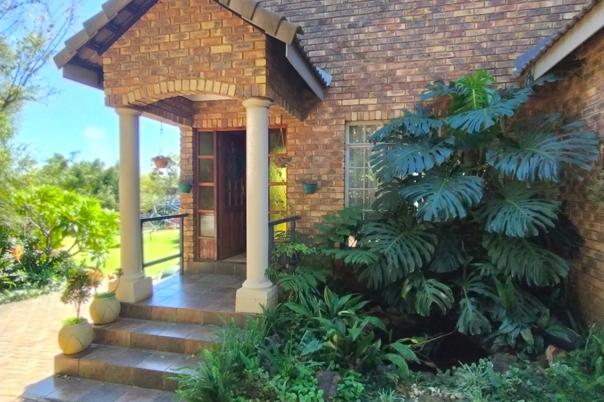 House For Sale In Centurion - Photo 2