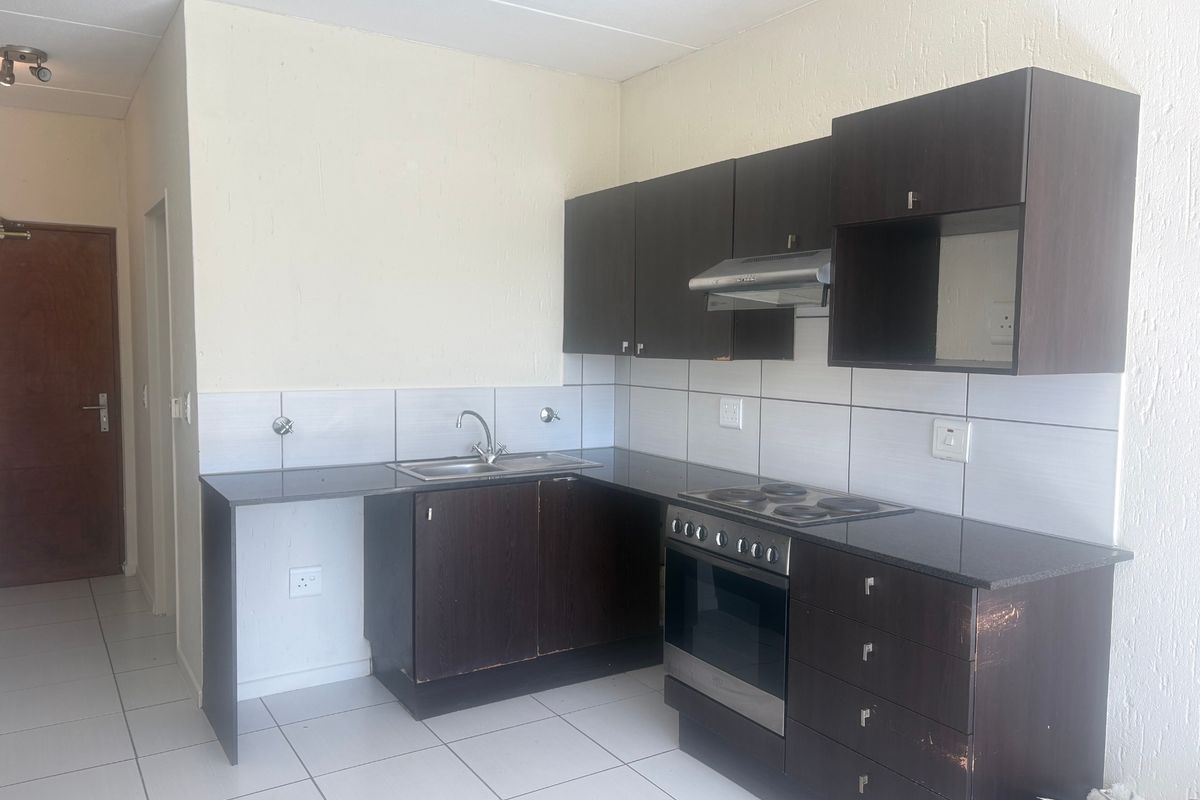 Apartment Rental Monthly In Sandton - Photo 5