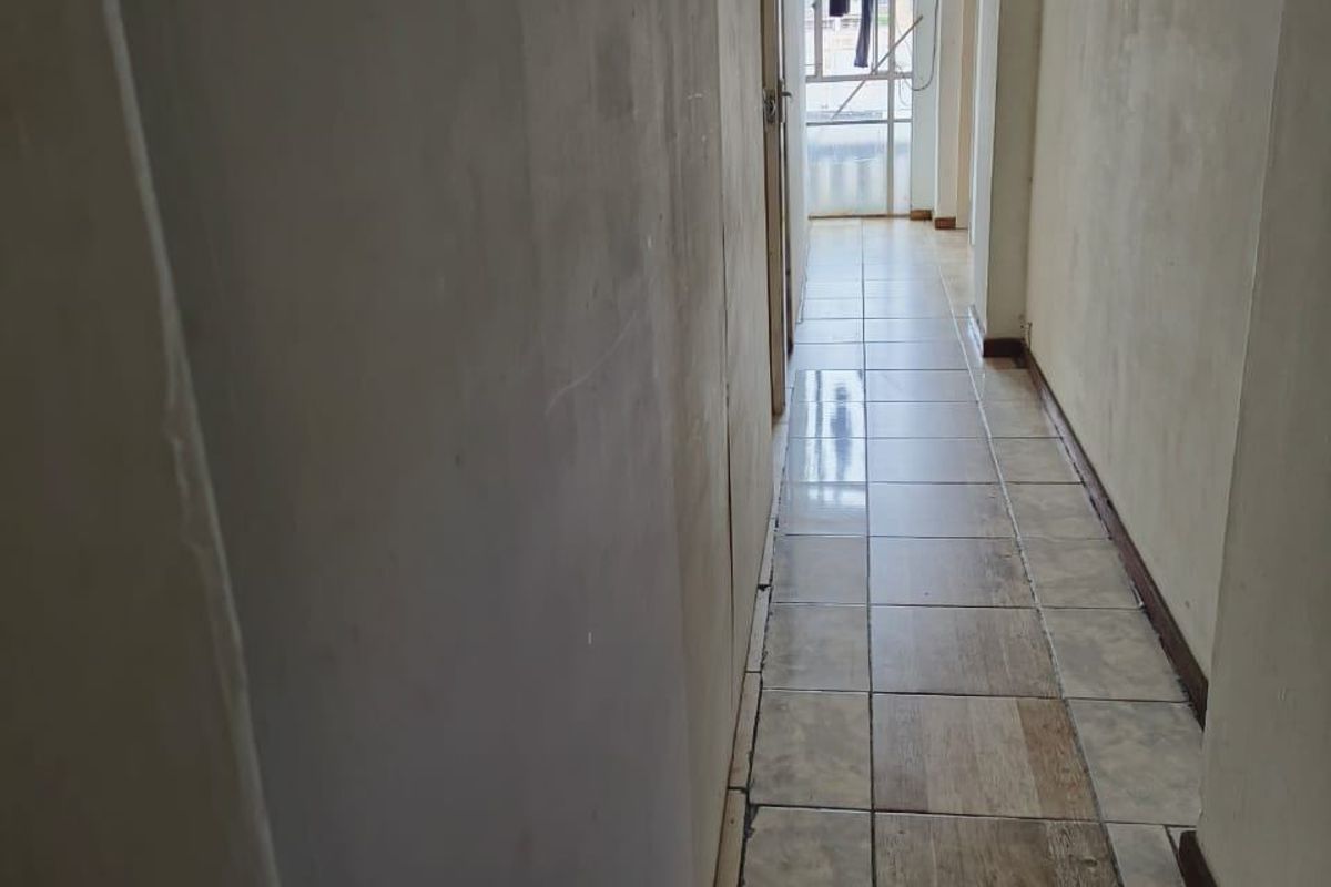 Apartment For Sale In Pretoria - Photo 4