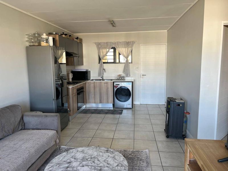 Apartment Rental Monthly In Sandton - Photo 3