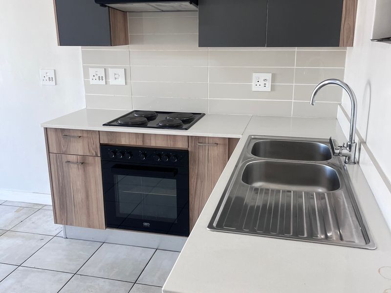 Apartment Rental Monthly In Sandton - Photo 5
