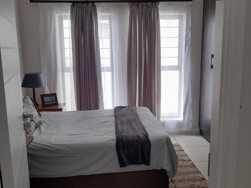 Apartment For Sale In Sandton - Photo 9