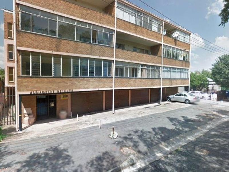 Apartment For Sale In Germiston - Photo 1