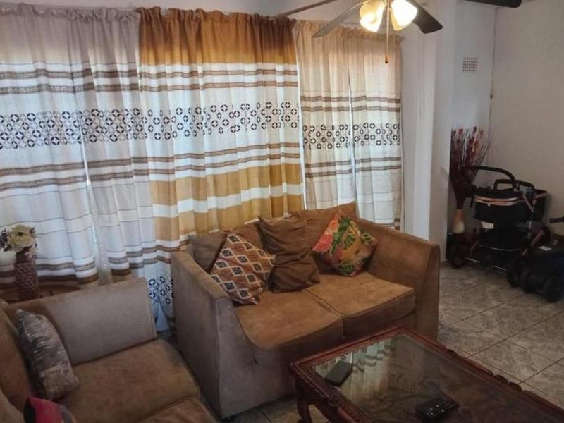 Apartment For Sale In Germiston - Photo 6